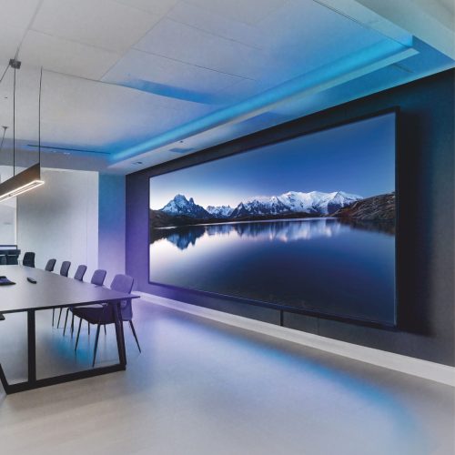 IS Series – Indoor Display